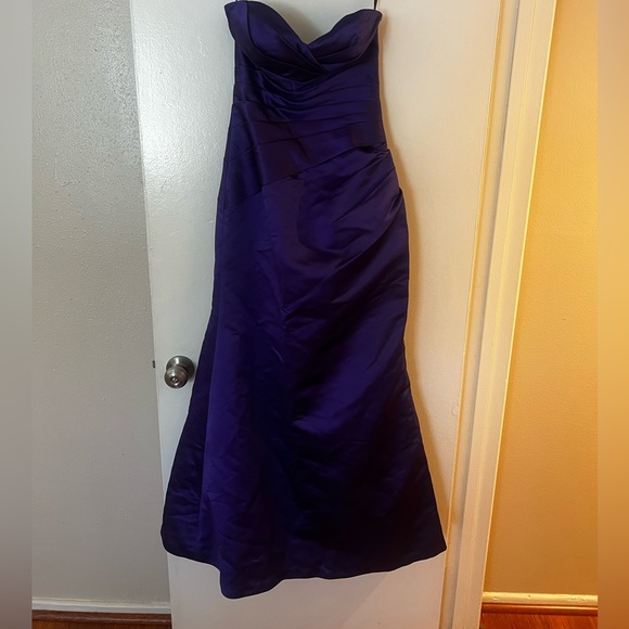 Bill Levkoff Strapless Gown Size 4 - Picture 3 of 10